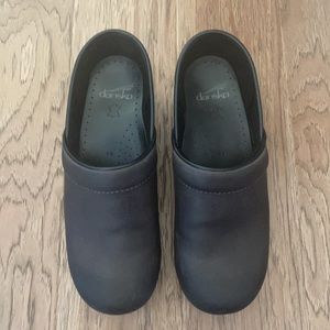 Women’s Professional Clog